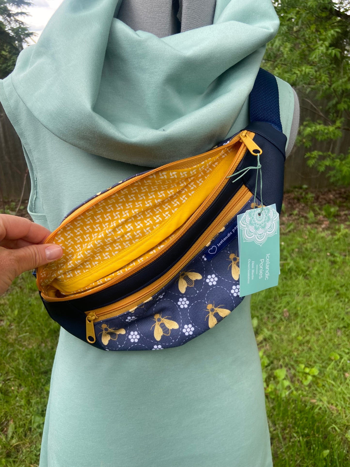 Bee Fanny