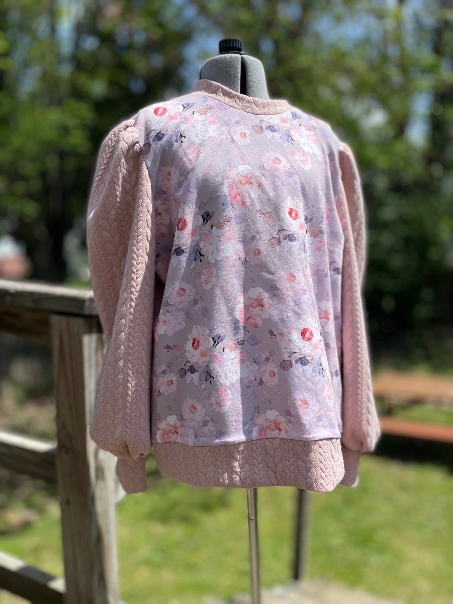 Peachy Cable Knit with Lantern Sleeves - Size Medium / Large
